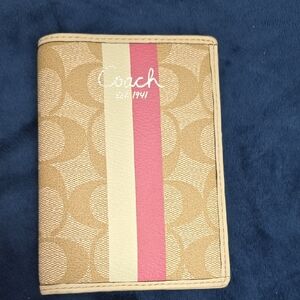 Coach Tan and Pink Signature  Pasaport